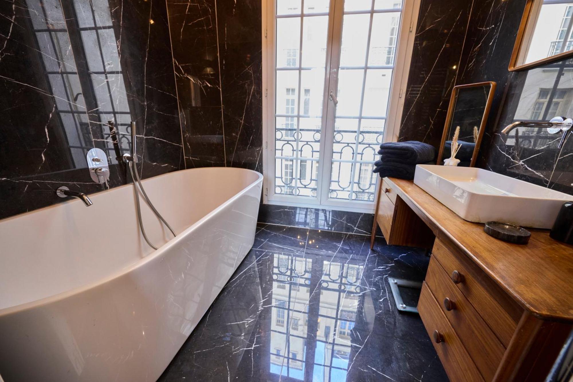 Un Studio Cosy Au Coeur De Paris 17 Batignolles , Monceau Eksteriør billede